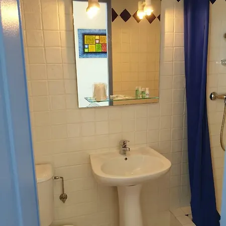 호텔 De La Plage 2*