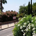 De La Plage Hotel 2*