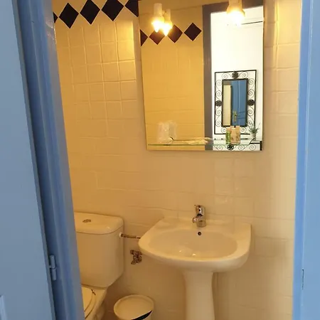 De La Plage 2* Saint-Tropez